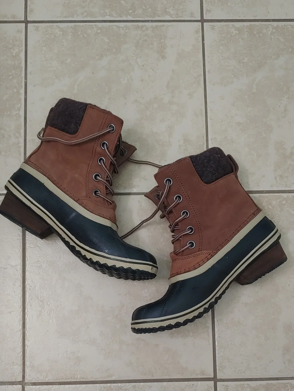 Sorel Waterproof Duck Boots Women's Slimpack II Lace Up Hiking Shoes Size 9.5